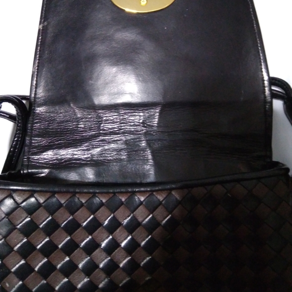 Vintage Ashneil crossbody. - Picture 6 of 8